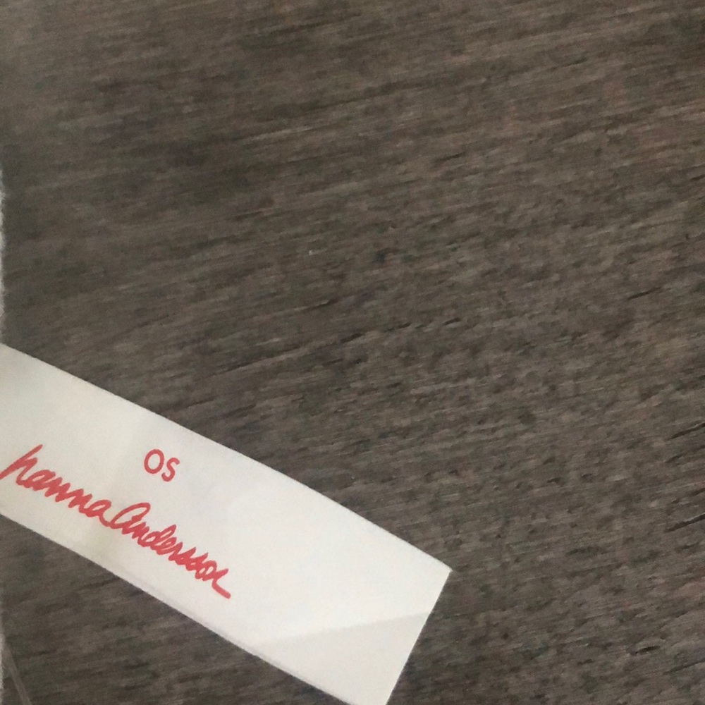 🍒HP🍒 Hanna Andersson Bundle of three baby’s bibs - Picture 8 of 8